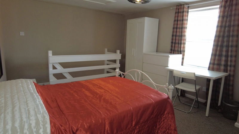 42a Kesteven Street - 2 Bed - Thumbnail 3